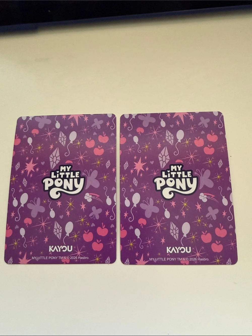 Hasbro My Little Pony Applejack (orange) & Rarity (white, purple) Trading Cards